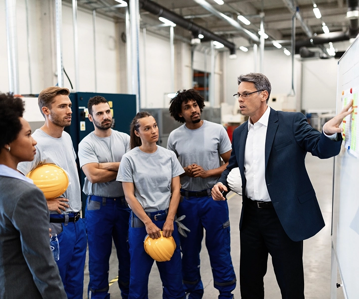 Strengthen collaboration among international teams on the production floor